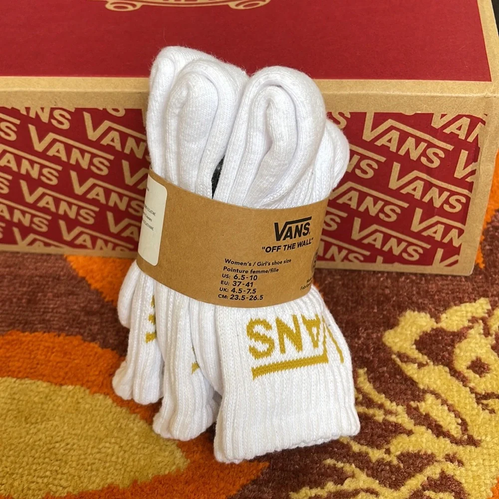 VANS “Off The Wall” Women’s 3 pairs socks set NWT
